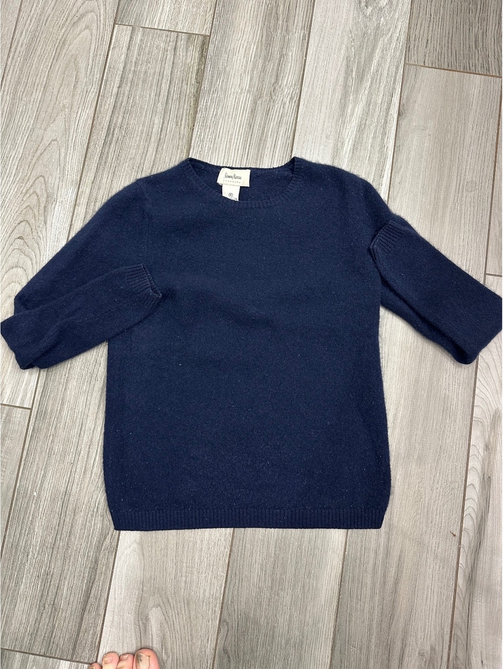 Neiman Marcus 100% Cashmere Navy Blue Sweater Medium